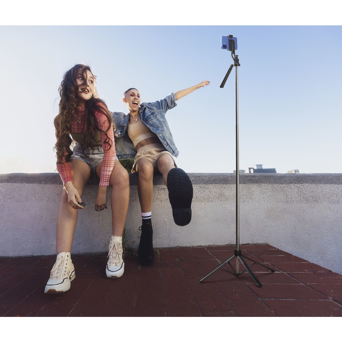 BTSELFIESTICKMAXK_10_EMOTIONAL_1200x1200