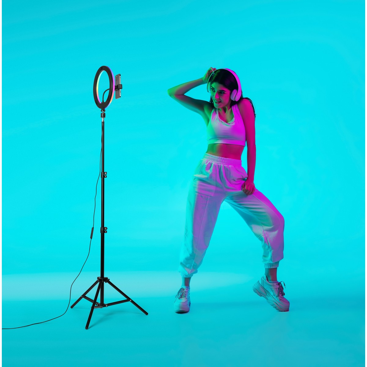SELFIERINGPROMULTK_10_EMOTIONAL_1200x1200